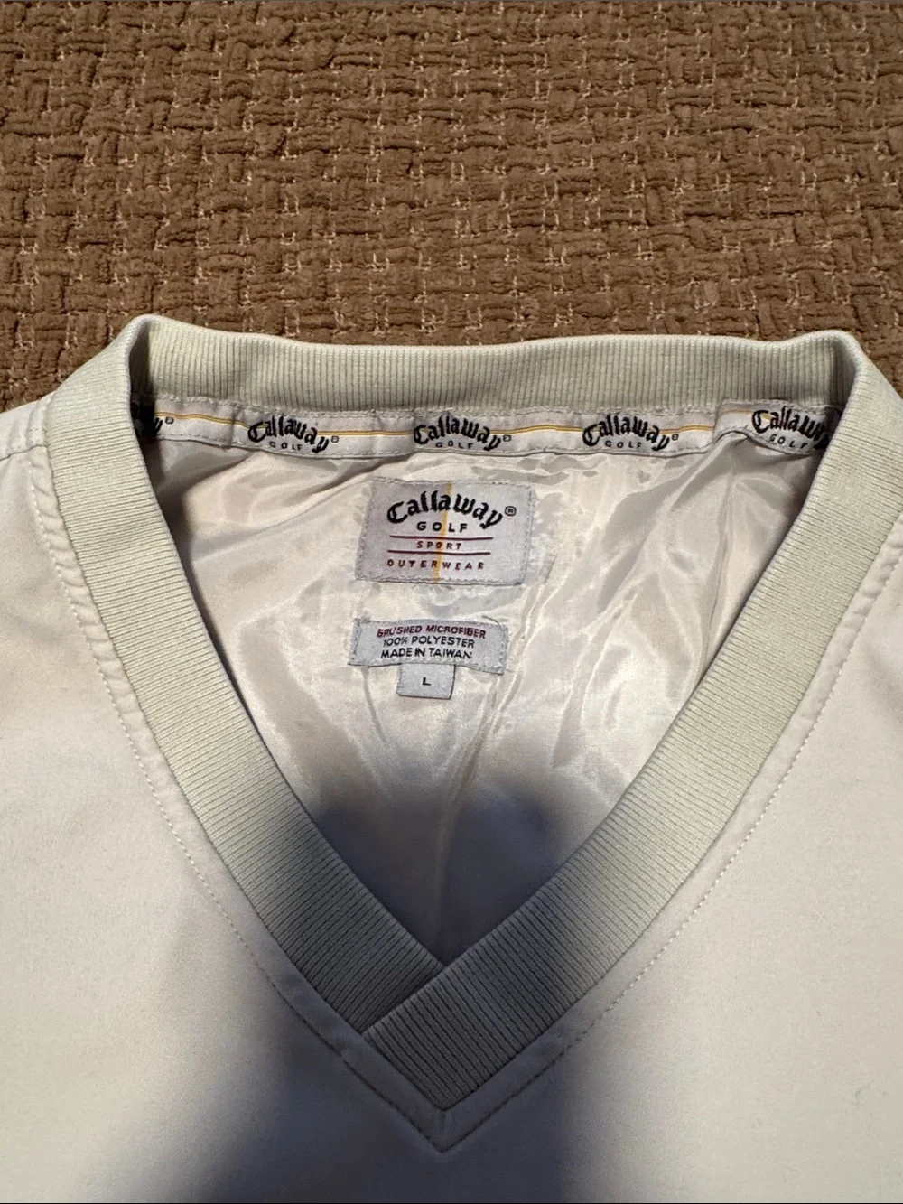 Vintage Callaway Cream V-Neck Golf Pullover